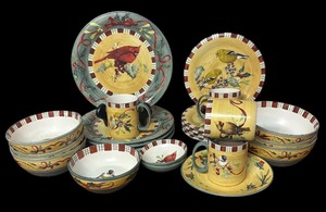 lot 346 image: Lenox Winter Greetings Dinnerware