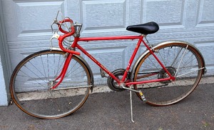 lot 383 image: Vintage Schwinn Varsity Bicycle