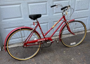 lot 385 image: Vintage Columbia Sports 3 Bicycle