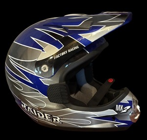 lot 396 image: Raider MX II Size Small Helmet Model A-625
