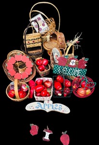 lot 365 image: Apples and More Apple Decor  Variety Baskets, Apples, Signs and More