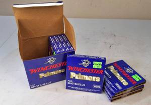 lot 14 image: Winchester  W 209 Shotshell Primers (1,000box)