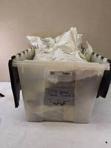 lot 45 image: Federal  (6 bags ) 12 gauge 3 newprimed shotshell hulls - 100 per bag
