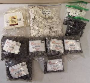 lot 53 image: Precision Reloading  38 (.375) , 18 (.125) ,38  20 Gauage Felt Cushion Wards  & 58 OverShot Wads for Steel and Lead