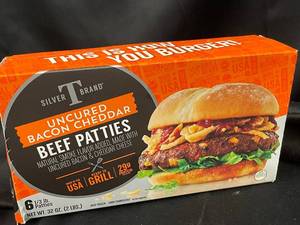 lot 48 image: D - Silver T Brand Uncured Bacon Cheddar Beef Patties - 6 Count