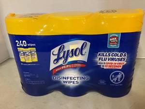 lot 150 image: Lysol Disinfectant Wipes