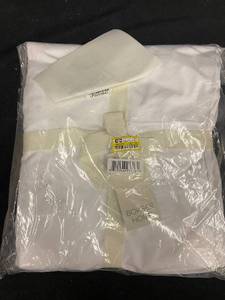 lot 21 image: Boxer Home Queen Size 100% French Linen Bed Skirt