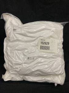 lot 76 image: 2 Pack Down Alternative Throw Pillow Inserts 20 x 20 Square - White