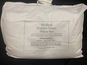 lot 130 image: Medium Feather Down Pillow Set in Queen Size - 2 Pillows