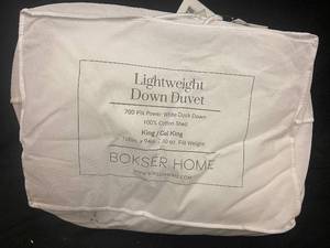 lot 132 image: Lightweight Down Duvet KingCal King 700 Fill Power