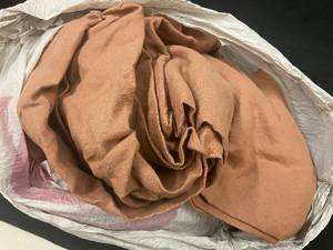 lot 149 image: Queen Size 100% French Linen Sheet Set - Color Faded
