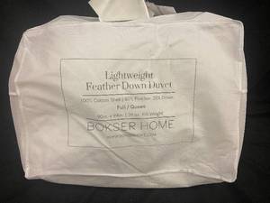 lot 166 image: Lightweight Feather Down Duvet - FullQueen Size