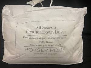 lot 167 image: All-Season Feather Down Duvet - FullQueen Size