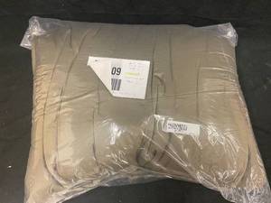 lot 212 image: Damaged French Linen and Cotton King Duvet Cover and Shams