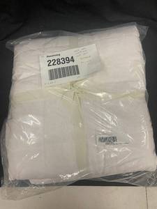 lot 243 image: French Linen Box Stitch Quilt - FullQueen with Minor Dirt Stains