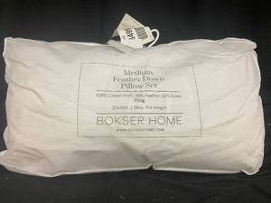 lot 262 image: Medium Feather Down Pillow Set - King
