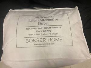 lot 263 image: King Size All Season Down Alternative Duvet