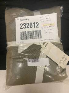 lot 274 image: Queen Size 100% French Linen Sheet Set - Olive, Minor Defect