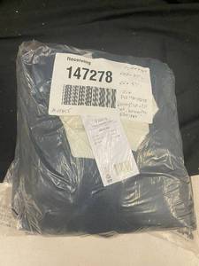 lot 277 image: 100% French Linen Full Sheet Set with Pillowcase Missing