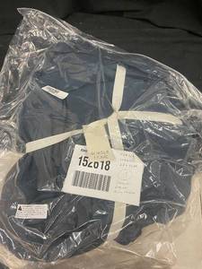 lot 281 image: 100% French Linen Bedding Set in Navy Blue