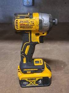 lot 43 image: DeWalt 14 (6mm) 20V 5Ah Impact Driver DCF887 with DeWalt 20V 4Ah Lithium Ion Battery