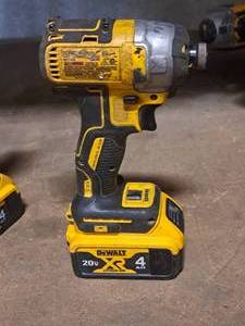 lot 46 image: DeWalt 14 (6mm) 20V 5Ah Impact Driver DCF887 with DeWalt 20V 4Ah Lithium Ion Battery