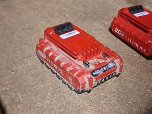 lot 60 image: Porter-Cable 20V Max 30Wh 1.5Ah Li-Ion Cordless Tool Battery PCC680L (BlackRed)
