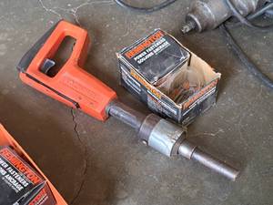 lot 84 image: Remington Ramset Powder-Actuated Fastener 490 with Fasteners