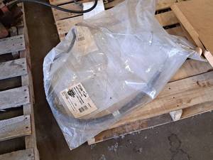 lot 97 image: Car Quest Power Steering Hose for 2006-2011 Chevrolet Impala 37346 (New)