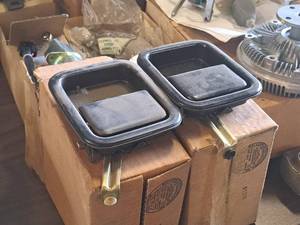 lot 122 image: Lot of (2 Boxes) Replacement Handle 1-count ( 2 total items )