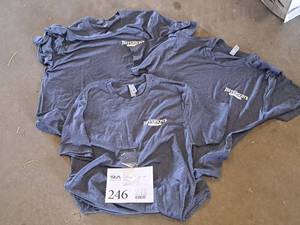 lot 246 image: Lot of (2) Jeffersons logo Size Small T-Shirts
