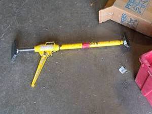 lot 84A image: Super Vac Door Bar