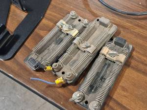 lot 160 image: Lot of (3) Surge Protectors