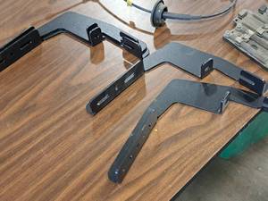 lot 162 image: Lot of (4) Running Board Mounts