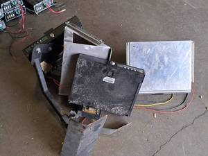lot 176 image: Lot of (3) Kodiak Mobile Intelligent Docking Stations with Mounts