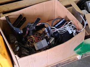 lot 177 image: Lot of (1 Box) Assorted Electronics - Light Bar Control Box, Headlight Flasher Priority Control System, Whelen MPC01 Multi-Purpose Controller