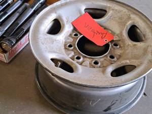 lot 179 image: 17 Rim