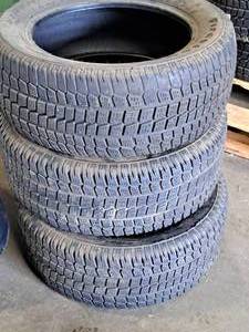 lot 21 image: Firestone Firehawk P23555R17 98V MS (3) Tires and (2) Rims