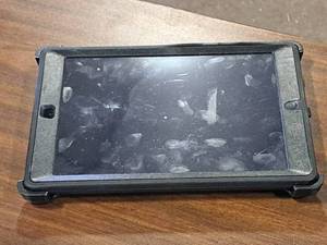 lot 27G image: Apple iPad Tablet with Otterbox Case A1475