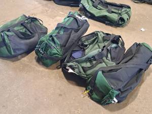 lot 931 image: Lot of (4) Dufflebags 24x12x12 (Green)