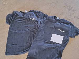 lot 244 image: Lot of (2) Gildan Don Julio logo Size Small Heavy Cotton T-Shirts