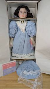 lot 31 image: New Heather Porcelain Doll William Tung Collection 321500 with Certificate of Authentication