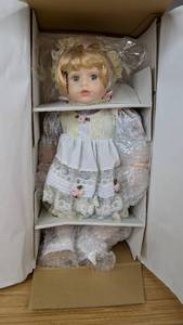 lot 38 image: New Design Debut Porcelain Doll