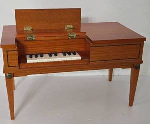 lot 4 image: American Girl Doll Josefina Montoyas English Piano  American Girl Doll Josefina English Square Piano Pleasant Company Retired RARE