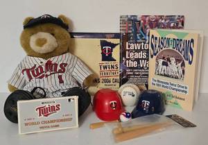 lot 98 image: Minnesota Twins Memorabilia