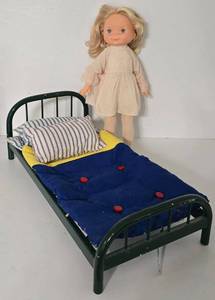 lot 119 image: Green Metal Doll Bed  My Friend, Mandy Doll