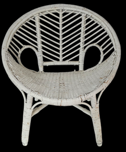 lot 169 image: Vintage Childs Wicker Chair