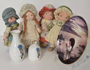lot 187 image: Holly Hobbie Collection & More