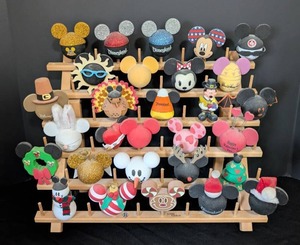 lot 21 image: Adorable Variety of Vintage Disney Mickey Mouse Antenna Toppers