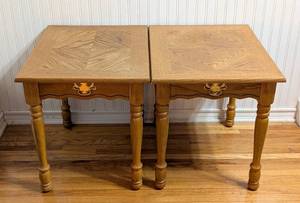 lot 105 image: Pair of Oak Side Tables